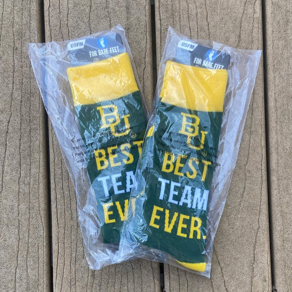 NWT Baylor University Bears For Bare Feet Yellow and Green Team Spirit Socks